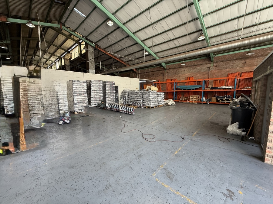 To Let commercial Property for Rent in Triangle Farm Western Cape
